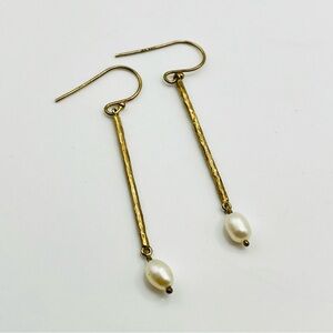 Argento Vivo 925 Sterling 10K gold plated Linear genuine pearl Dangle Earrings